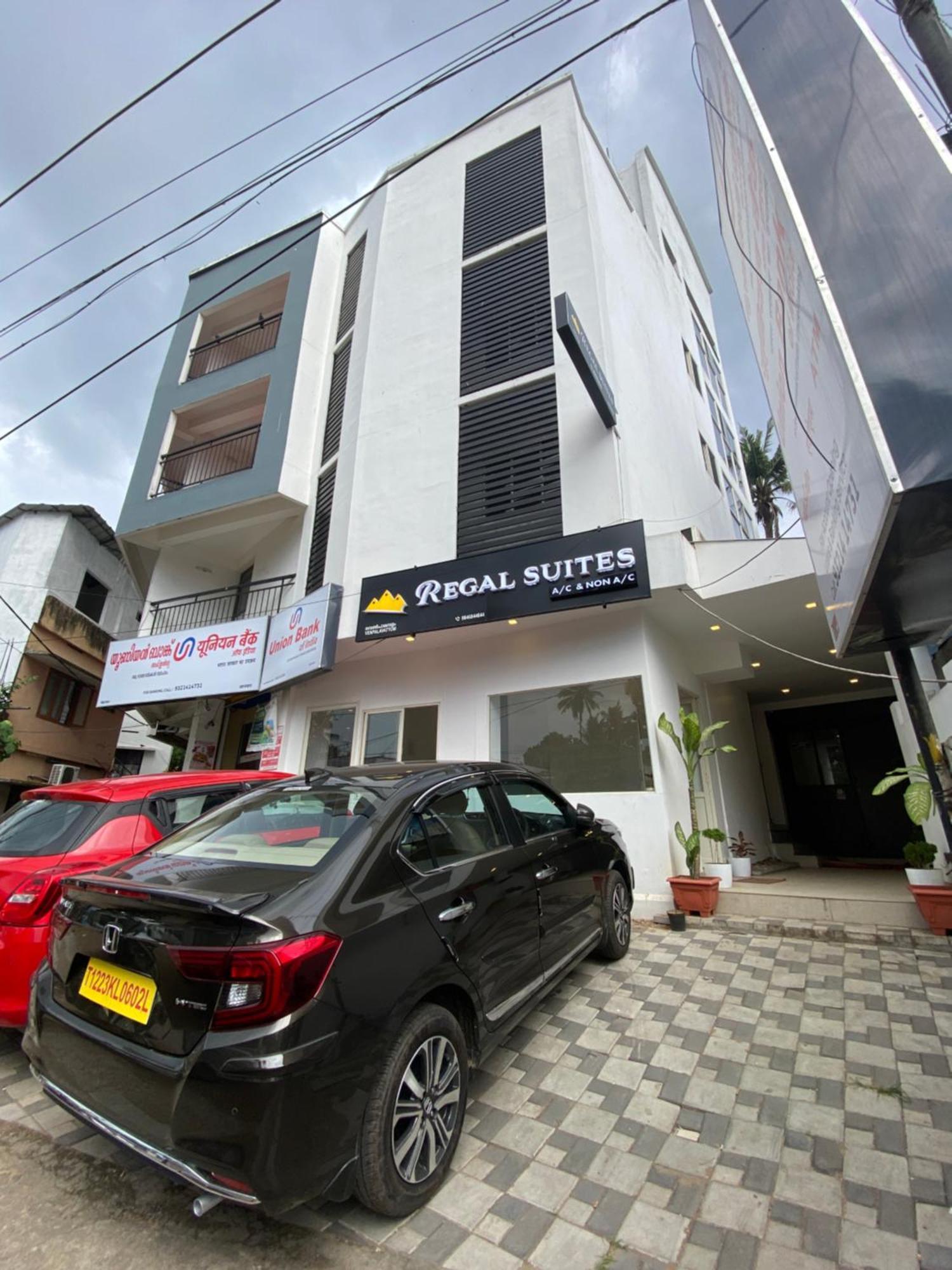 Regal Suites Thiruvananthapuram Exterior foto